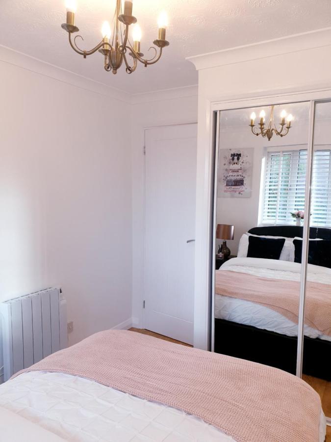 Luxury 1 Bed Close To Town Centre With Free Parking Σάουθεντ-ον-Ση Εξωτερικό φωτογραφία